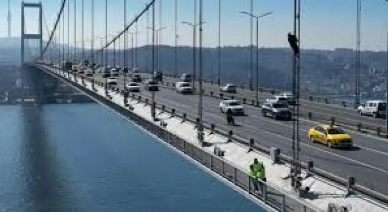 1 Ocak Köprüler Ücretsiz mi? 1 Ocak 2026 Perşembe Bugün Köprü ve Otoyollar Bedava mı?
