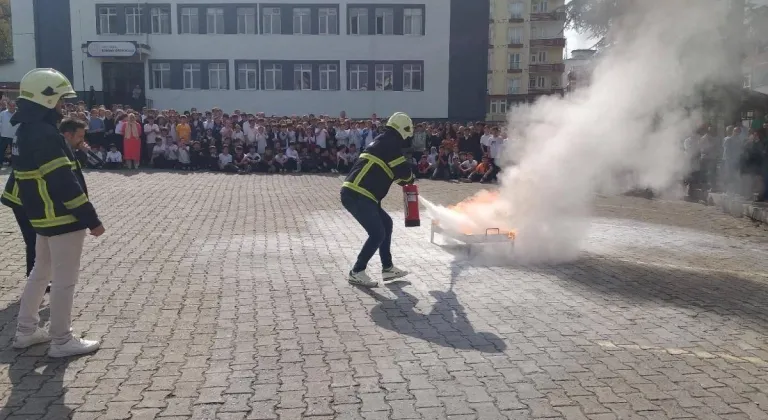 22 Bin 525 Öğrenciye Eğitim Desteği Sunuldu