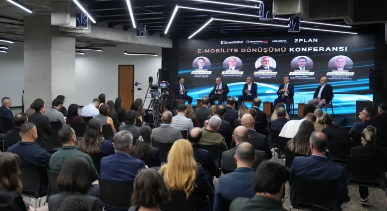 2PLAN, Otomotivin Geleceğini Şekillendiren E-Mobilite Konferansıyla Ses Getirdi!