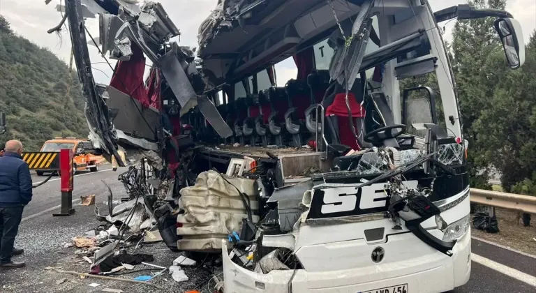 7 kişinin öldüğü katliam gibi kazadan kurtulan yolcudan vahim sözler: Biliyordum...