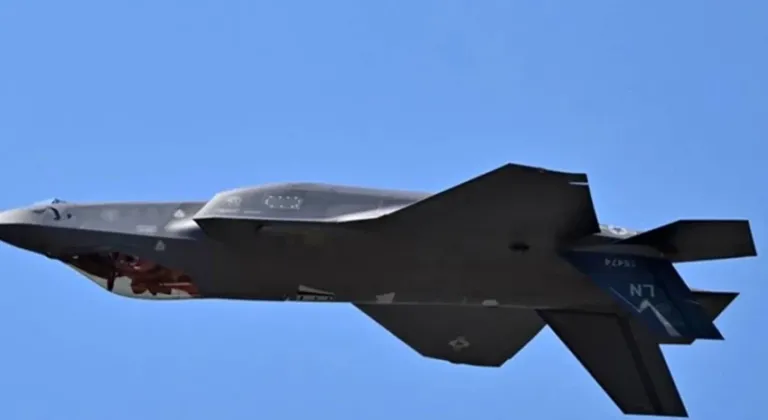 ABD'de F-35 savaş uçağı düştü!
