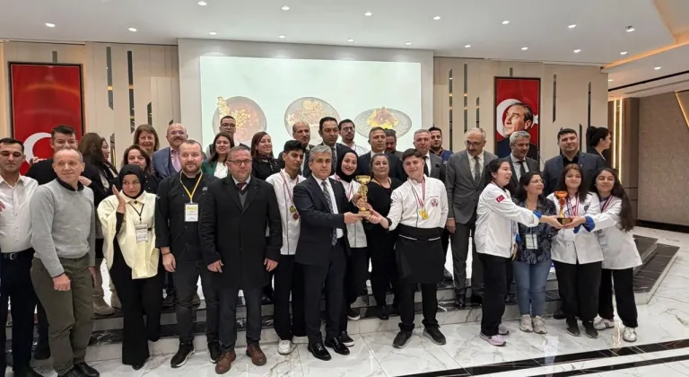 Adana'dan Gastronomi Şöleni: Nezihe Yalvaç Turizm MTAL Akdeniz Şampiyonu Oldu!