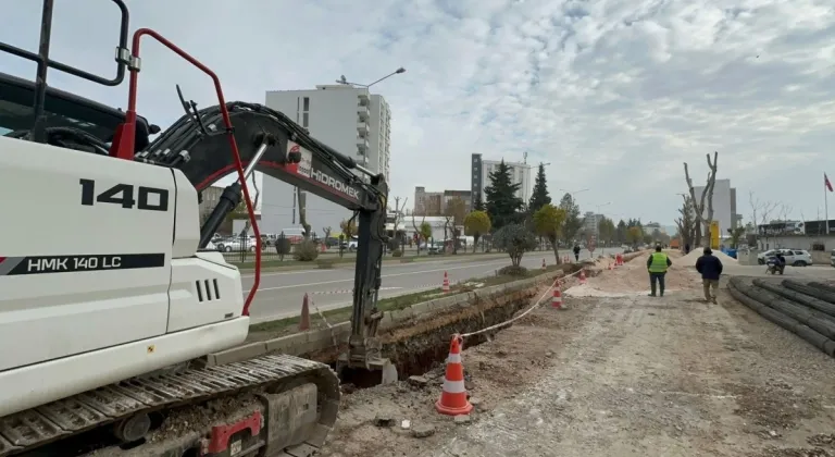 Adıyaman genelinde altyapı ve yol yenileme çalışmaları devam ediyor 