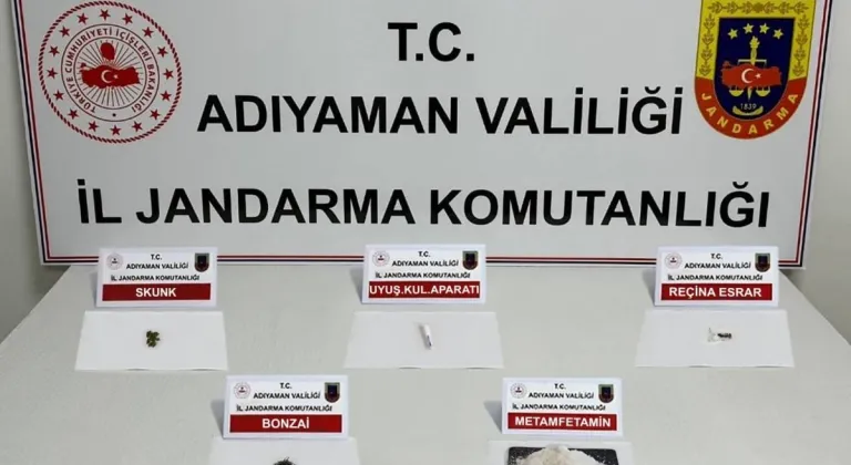 Adıyaman İl Jandarma Komutanlığı’ndan uyuşturucu operasyonu: 25 şüpheli yakalandı 