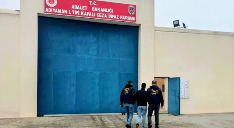 Adıyaman’da aranan 2 hükümlü cezaevine gönderildi 