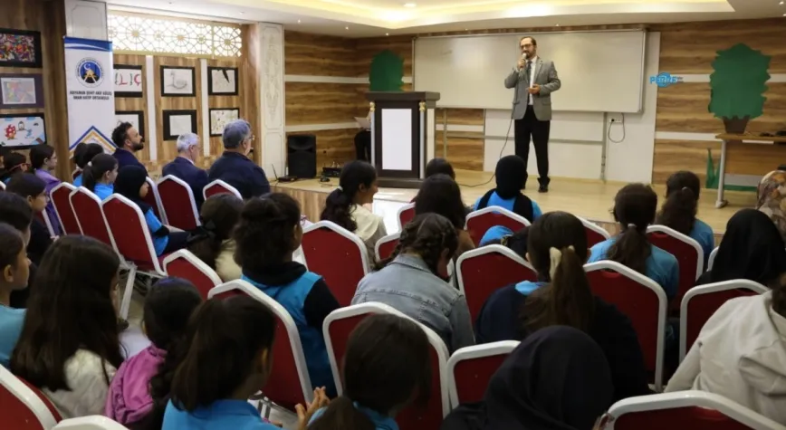 Adıyaman’da ‘Bir ayrıcalıktır imam hatipli olmak’ konferansı düzenlendi