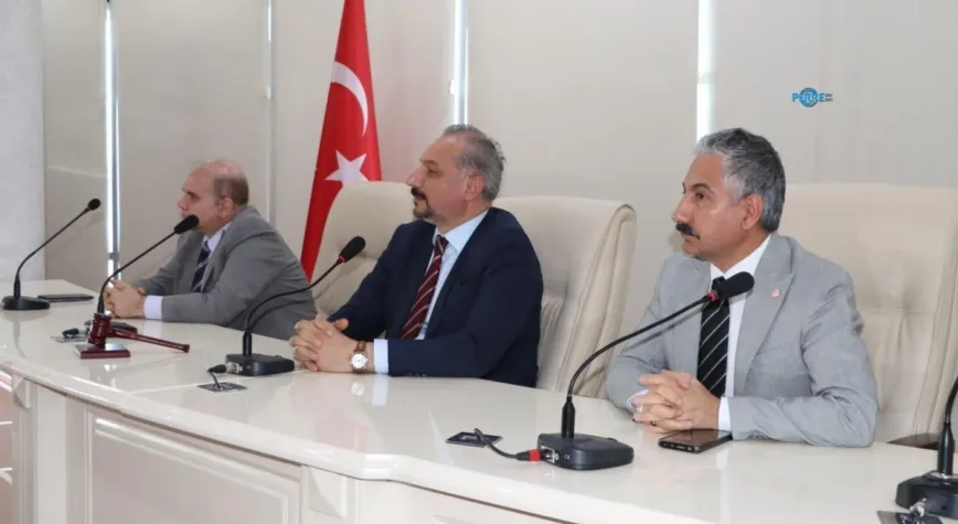 Adıyaman’da nar üretimi ve pazar olanakları çalıştayda ele alındı