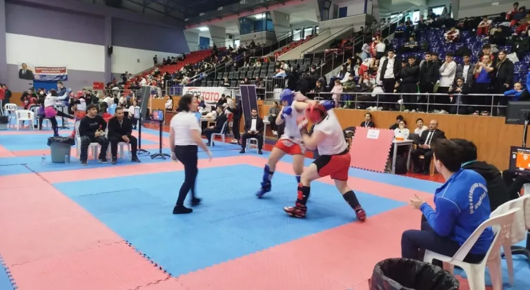 Adıyamanlı sporcu Yaşar Aslan Kick Boksta Türkiye 3.’sü oldu 