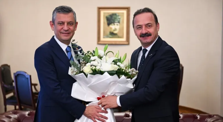 Ağıralioğlu, Özgür Özel görüşmesinde net konuştu: ‘Teröristle görüşmeye karşıyız’  - Videolu Haber