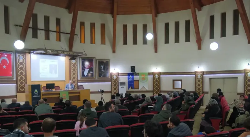 Aile Okulu’nda “Sofradan Sohbete Aile” Semineri Gerçekleştirildi