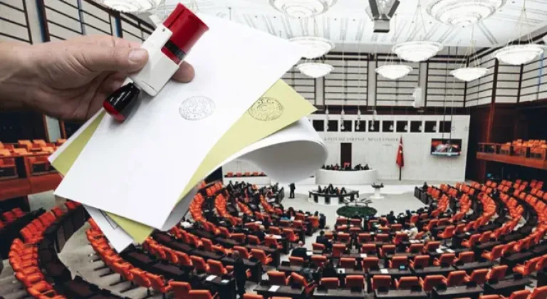 AK Parti kulislerinde ‘yeni parti’ iddiası