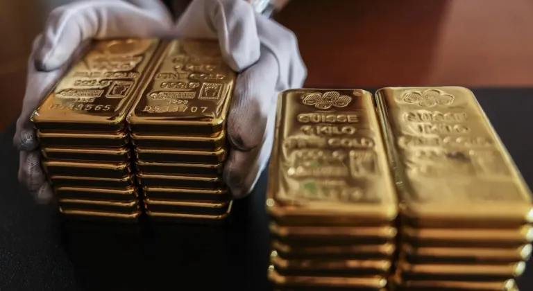 Altın yükseldi, dolar ve gümüş tarihi zirveye yakın: 53 yıl sonra bir ilk!