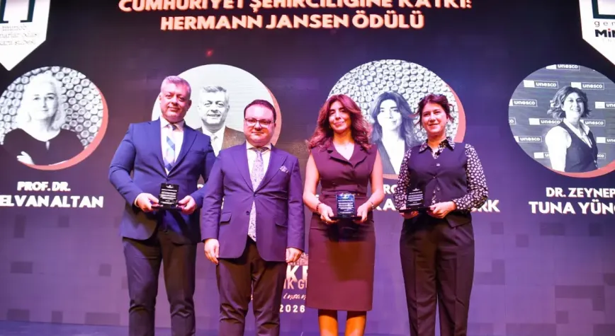 Ankara Kent Konseyi Başkan Vekili Savaş Zafer Şahin'e Jansen Ödülü