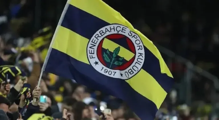 Anlaşma tamam! Fenerbahçe'nin ilk transferi İstanbul'a geliyor