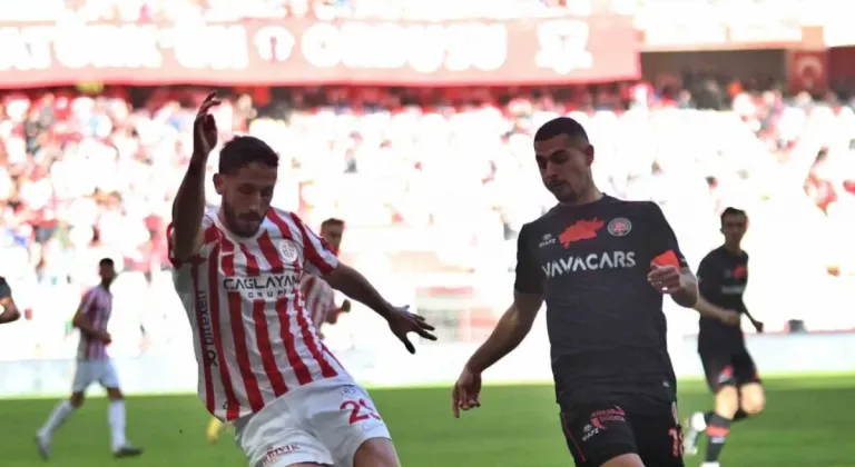 Antalya kızardı ama bırakmadı! Fatih Karagümrük...