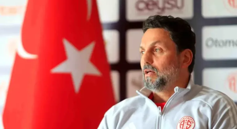 Antalyaspor, Erol Bulut ile Yollarını Ayırdı