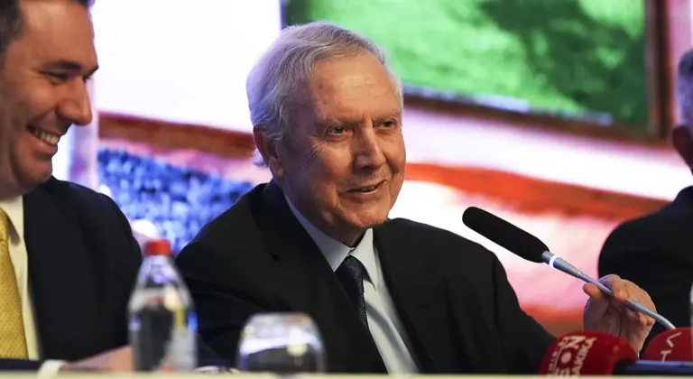 Aziz Yıldırım'dan Ali Koç ve Hakan Safi'ye çağrı! ''Gelin hep beraber olalım''