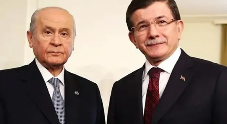 Bahçeli ve Davutoğlu'ndan sürpriz karar