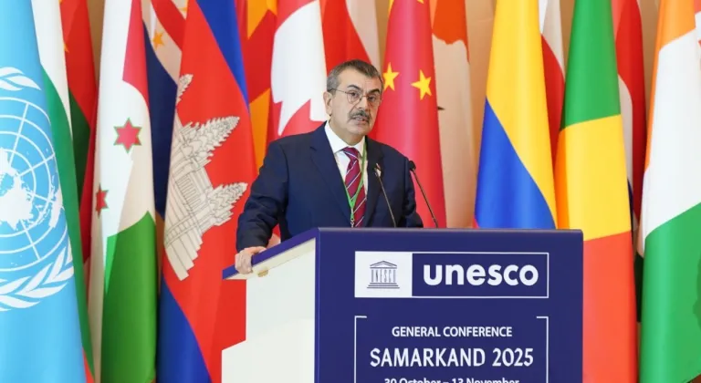 Bakan Tekin'den 'Dünya Türk Dili Ailesi' mesajı