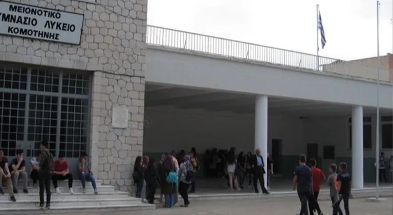Bakteri alarmı! 9 okulda eğitime ara verildi