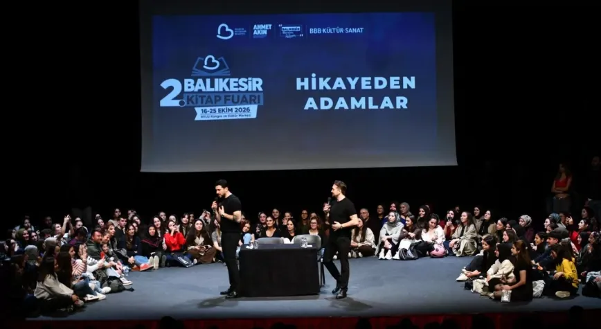 Balıkesir Kitap Fuarı'nda 'Hİkâyeden Adamlar'a yoğun ilgi