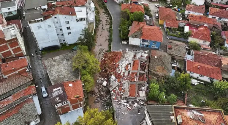 Balıkesir Sındırgı'da neden bu kadar sık deprem oluyor? Uzmanlar yorumladı