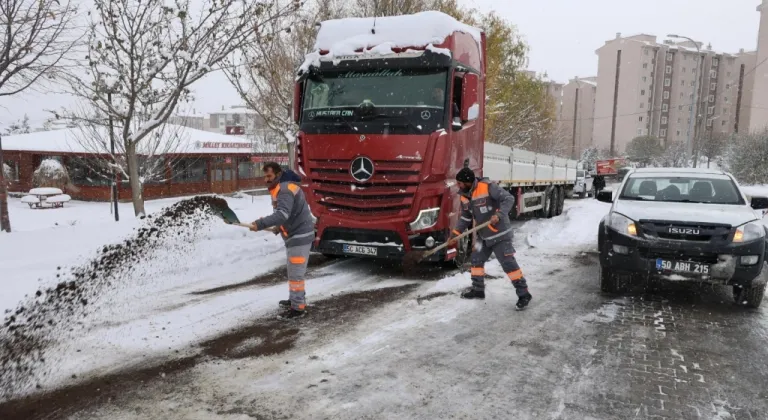 Başkan Arı “Nevşehir’de Kar Mesaimiz Aralıksız Devam Ediyor”