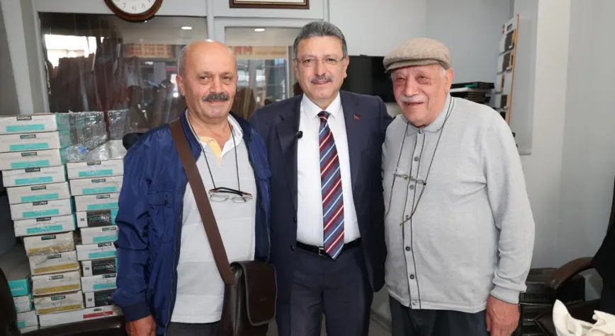 Başkan Genç, Hızırbey ve Gülbaharhatun Mahallelerinde Vatandaşlarla Buluştu
