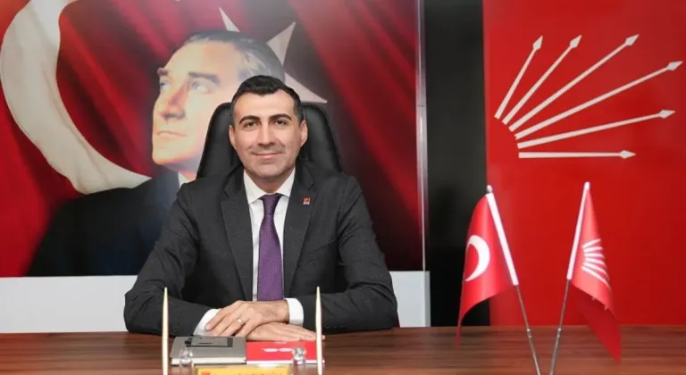 Başkan Tanburoğlu: “Bütün emekçilerin 1 Mayıs Emek ve Dayanışma Günü’nü kutluyorum”