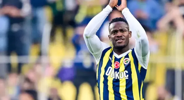 Batshuayi Fenerbahçe'de her şeye rağmen parıldıyor