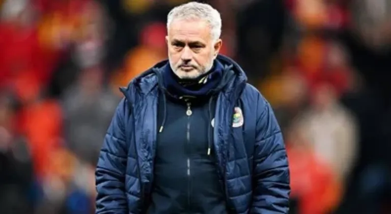Benfica Jose Mourinho'yu resmen açıkladı!