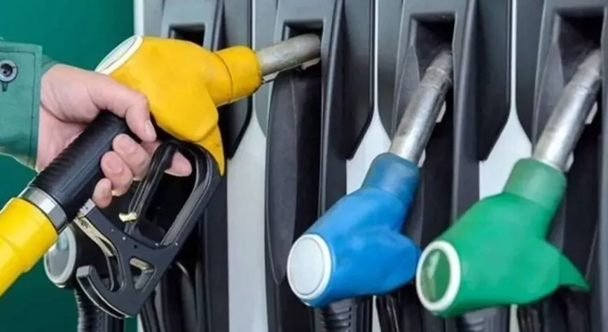 Benzine dev indirim kapıda