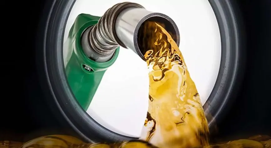 Benzine İki İndirim Üst Üste Geldi: Toplam Düşüş 7,60 TL’ye Ulaştı