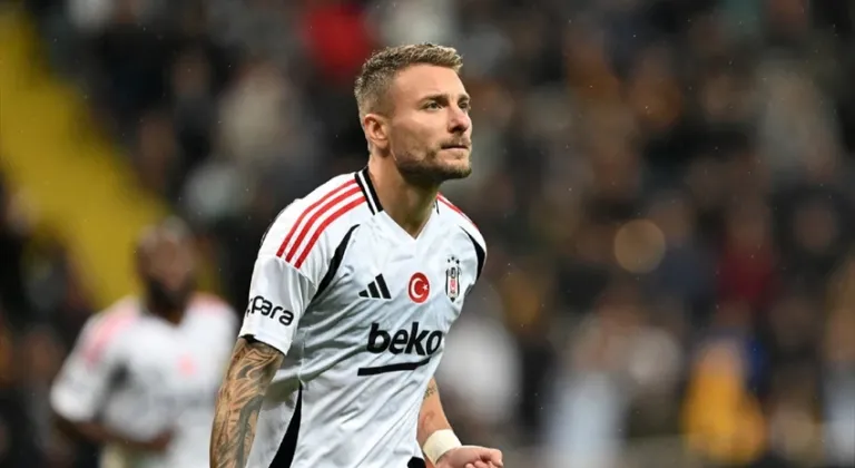 Beşiktaş'ta yıldız futbolcuyla yollar ayrıldı!