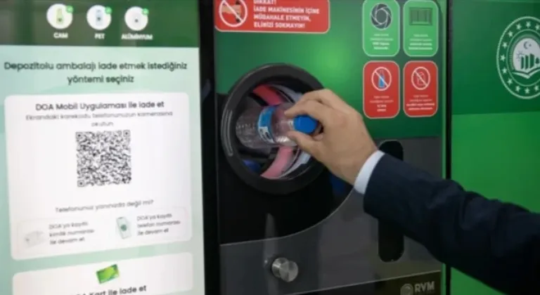 Boş şişe getirene ATM'den nakit para
