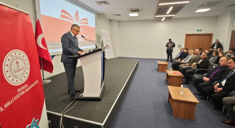 Bursa'da lise öğrencileri 'Geleceğe Yapay Zeka ile Hazırlan' programında buluştu