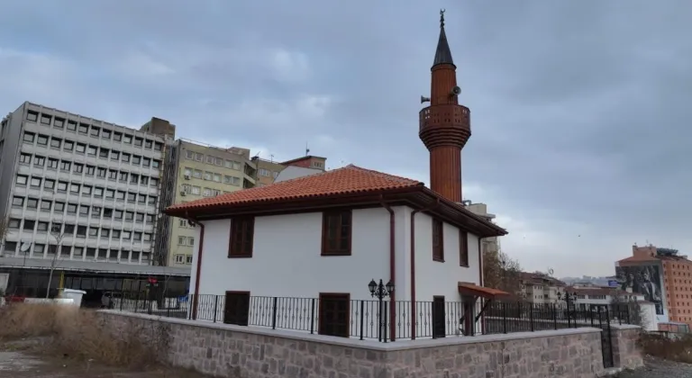 BÜYÜKŞEHİR BELEDİYESİ, HAMİDİYE CAMİİ’Nİ ASLINA UYGUN OLARAK YENİDEN İNŞA ETTİ