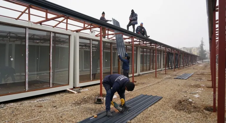 Büyükşehir, Elbistan’daki Rezerv Alanlarda İş Yerleri İçin Yeni Çarşı Kuruyor