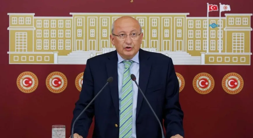 Çakırözer'in basın özgürlüğü raporu: Eylülde 50 kez hakim karşısına çıkan gazeteciler, 1350 erişim engeli