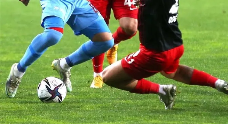 CANLI| Esenler Erokspor - Ümraniyespor maçını canlı izle (Maç Linki-Şifresiz)