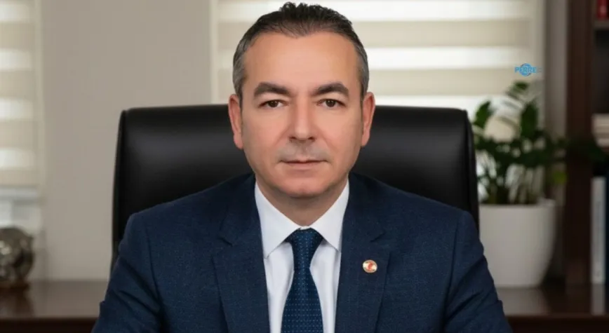 Çeliker: ‘Gazeteciler özgürce haber yapabilmeli’