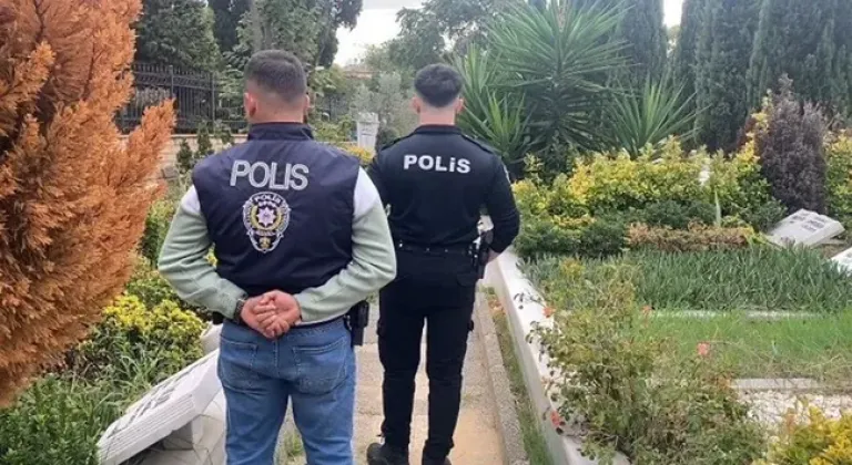 Cem Garipoğlu'nun mezarında polis nöbeti