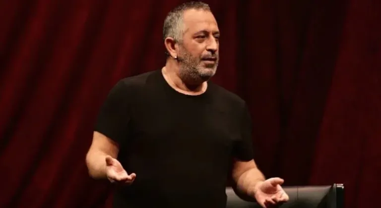 Cem Yılmaz'ı izlemenin bedeli karaborsada 54 bin TL