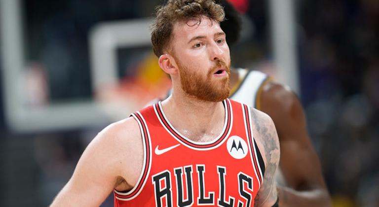 Chicago Bulls, Onuralp Bitim’i serbest bıraktı 