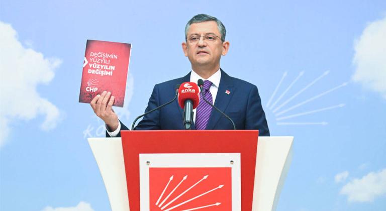 CHP Genel Başkanlığı'na aday olduğunu resmen ilan etti