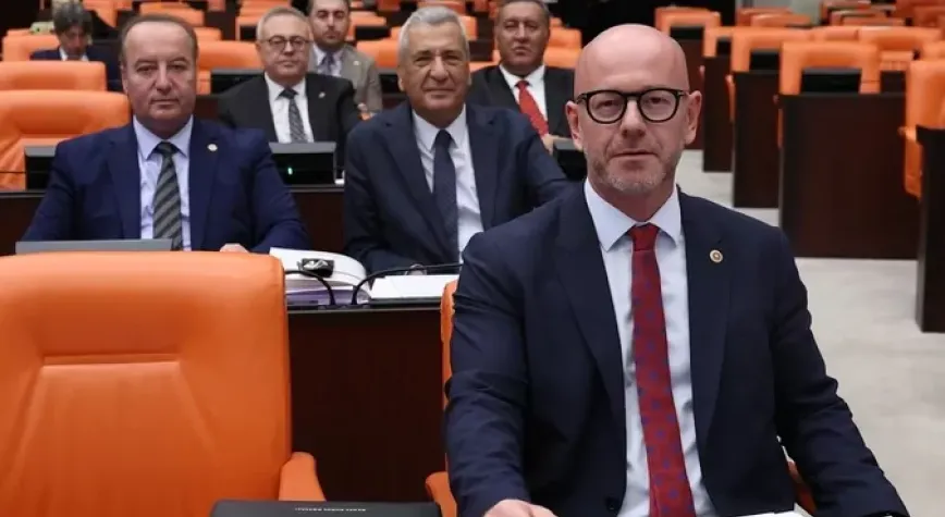 CHP’li Serkan Sarı: Vatandaş borç batağında, yandaşlar fon soygununda