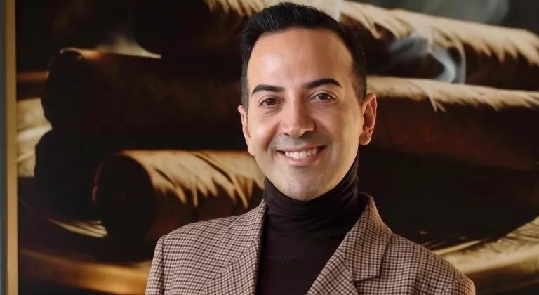 Cihanna lakaplı Cihan Şenözlü kimdir, ne iş yapar ve neden tutuklandı?