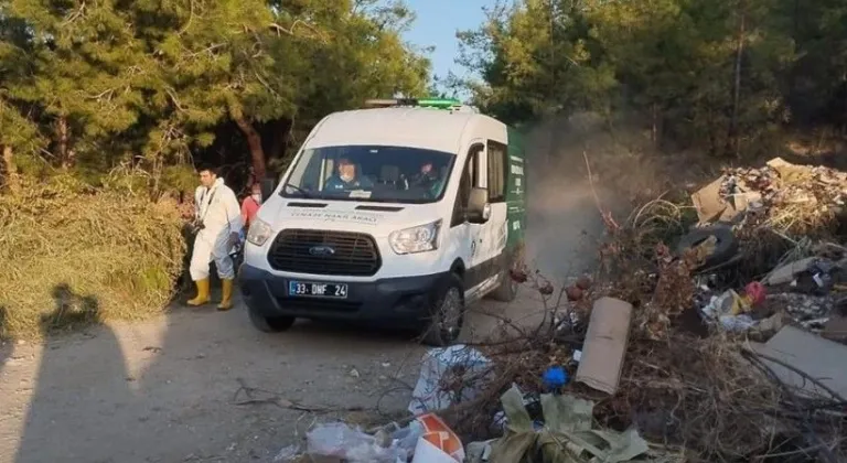 Çöplükte çıplak ceset bulundu