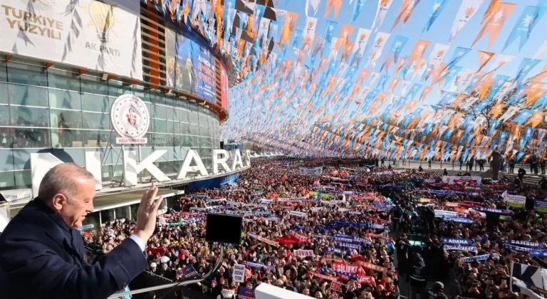 Cumhurbaşkanı Erdoğan, AK Parti 8. Olağan Büyük Kongresi’nde Yeniden Genel Başkan Seçildi 