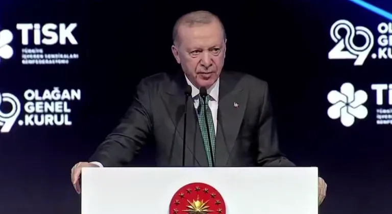 Cumhurbaşkanı Erdoğan: Eknomide büyüme sürüyor... İş dünyasına yeni müjdeler verdi